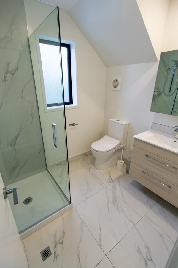 2 Bed Central Addington W/Park Christchurch Exterior foto